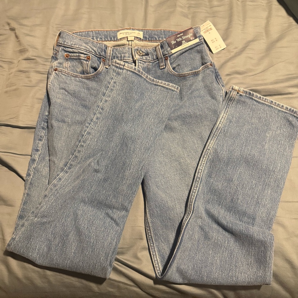 Abercrombie & Fitch 90’s Straight Midrise Jeans curve love size 26 regular NWT - Picture 3 of 4